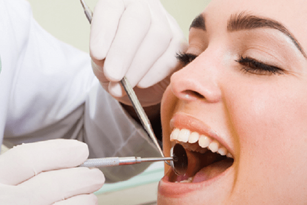 بهترین دندانپزشک در فردیس کرج/مجتمع دندانپزشکی دکتر صفایی